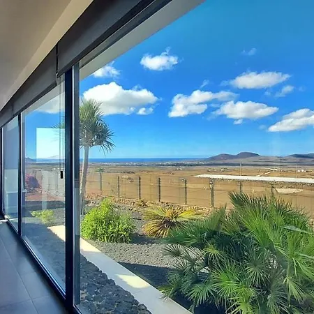 Volcano 2 Nyaraló La Oliva